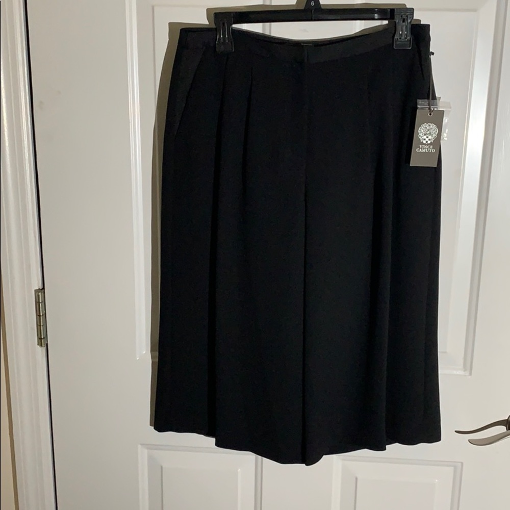 Vince Camuto Crepe Tailored Culottes